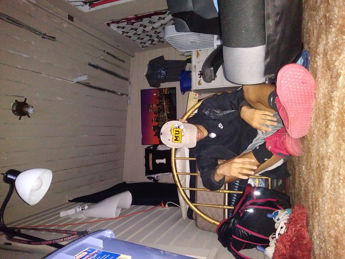 Que during the dark period