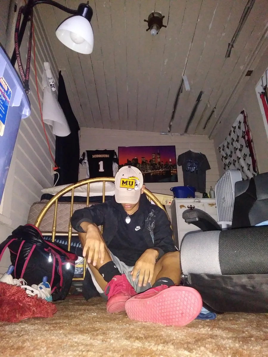 Que during the dark period